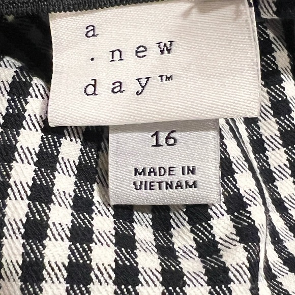 A New Day Women’s Checkered Skinny Side Zip Pants / Size: 16 / Preppy / Gingham - Picture 8 of 10